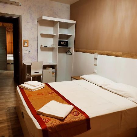 Hotel Venice Tour Mestre Luaran gambar